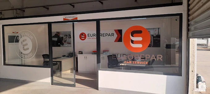 Nova Car Service ofis camından görünen müşteri kabul alanı
